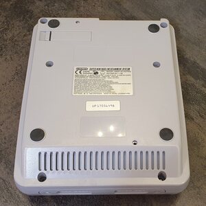 SNES konsoli Donkey Kong Country teemapakkauksessa (takuu 6kk)