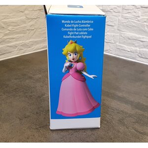 Nintendo Wii U Fight Pad Princess Peach ohjain (NIB)