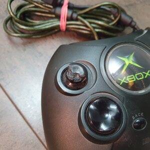 Xbox alkuperäinen konsoli (takuu 6kk)