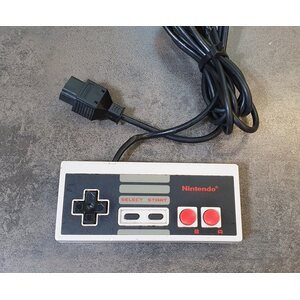 NES ohjain - alkuperäinen (kuntoluokka B)