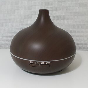 Diffuuseri väriä vaihtavalla valolla