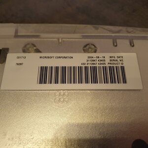 Xbox alkuperäinen konsoli - Crystal erikoisväri (takuu 6kk)