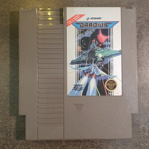 NES Gradius (L)