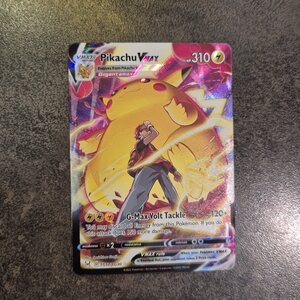 Pikachu VMAX TG17/TG30 - Sword & Shield Lost Origin