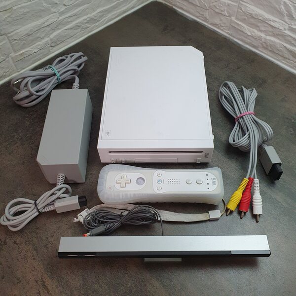 Nintendo Wii konsoli (takuu 6kk)