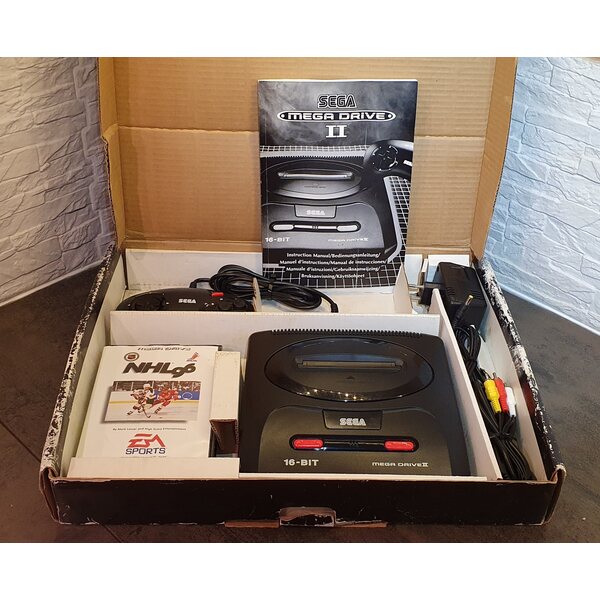 Sega Mega Drive II konsolipaketti (takuu 6kk)